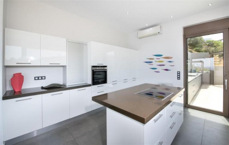 Kokkino Chorio Kreta, Kokkino Chorio: Traumvilla mit makelloser Aussicht mit einer privaten Bucht zu verkaufen Haus kaufen